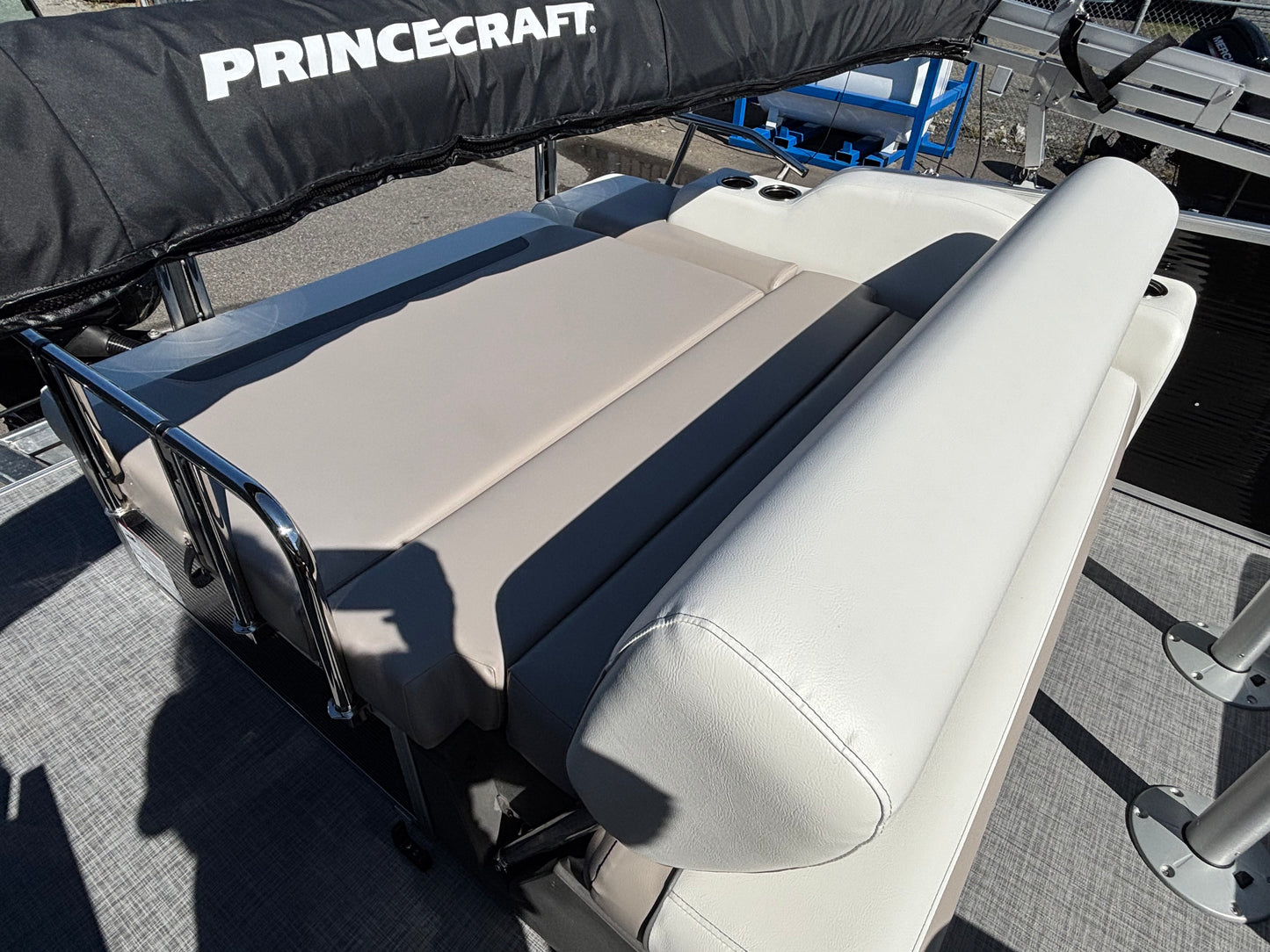 STK #24768 For Sale! “Used” 2024 Princecraft Vectra 21RL w/90HP!