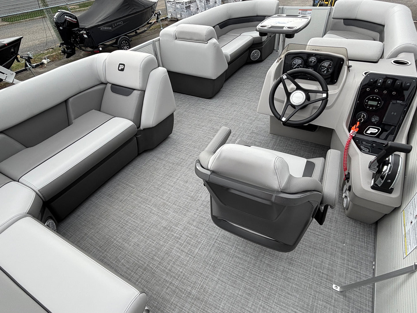 For Sale! "Used" 2025 Princecraft Vectra 21′ w/60HP w/Trailer!