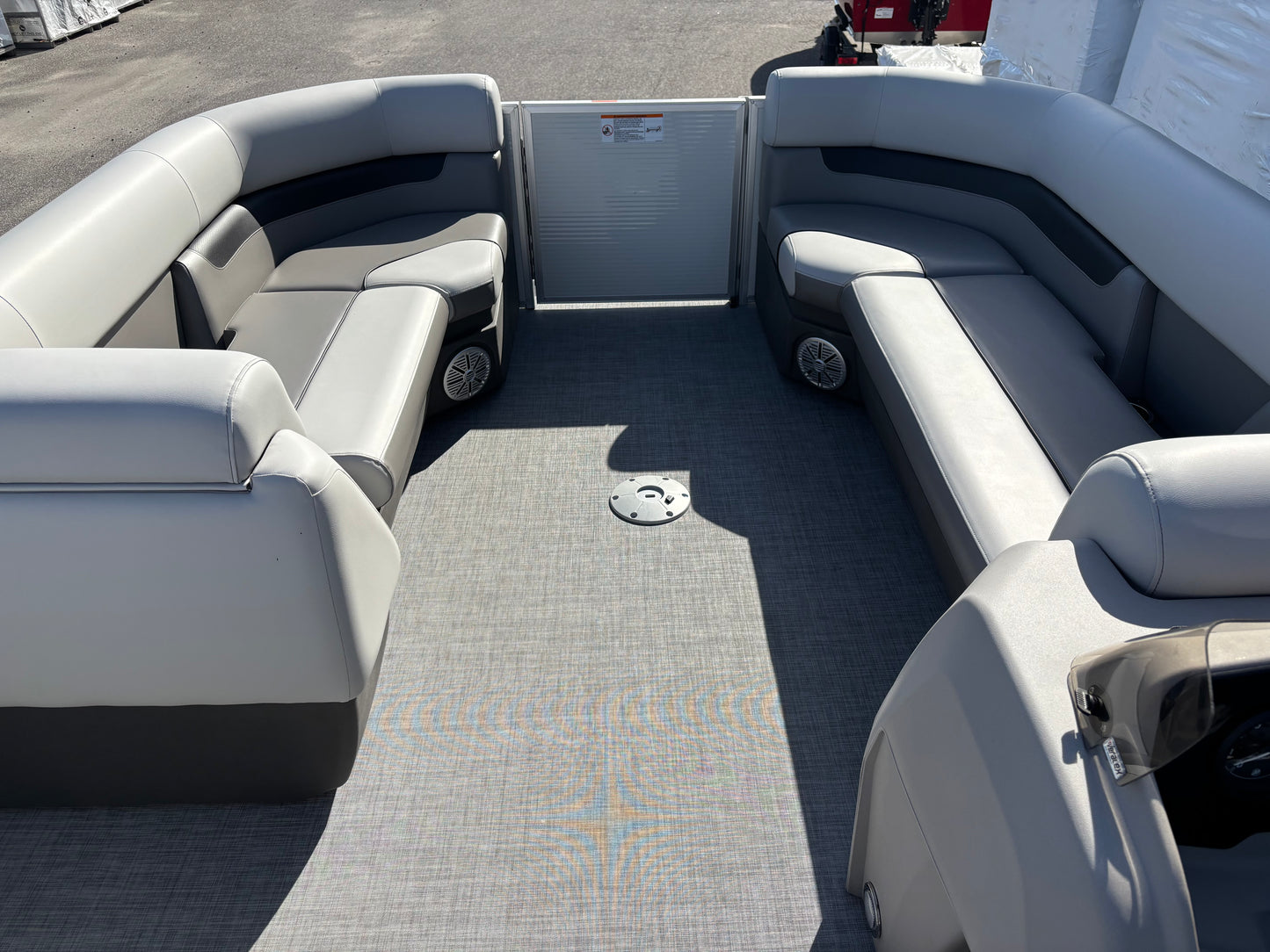 For Sale! “Used” 2025 Princecraft Vectra 21′ L w/60HP & Trailer!