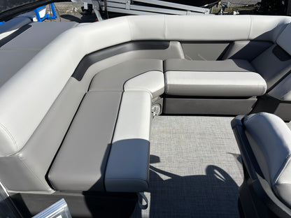 For Sale! “Used” 2025 Princecraft Vectra 21′ L w/60HP & Trailer!