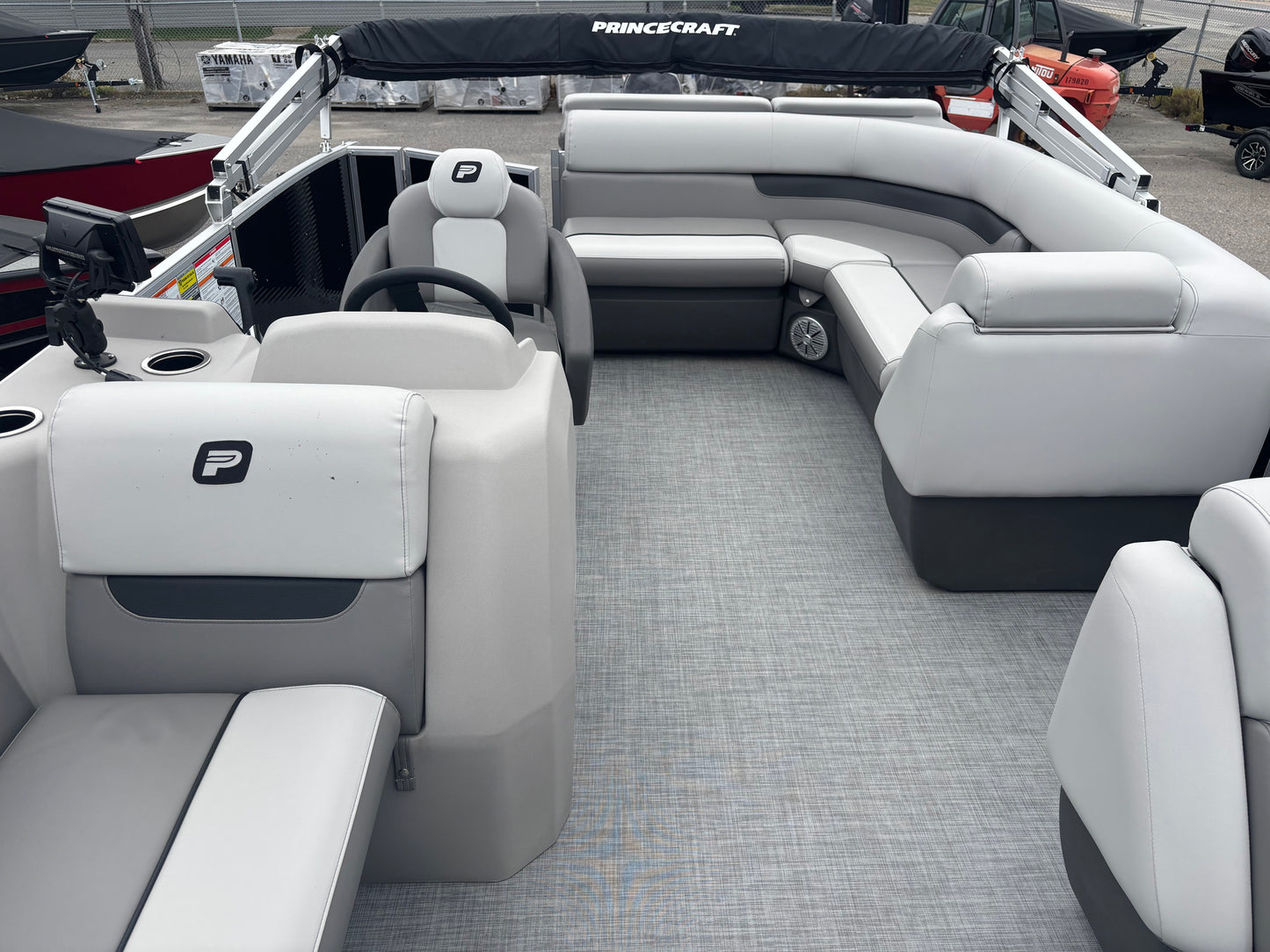 For Sale! “Used” 2025 Princecraft Vectra 21′ w/60HP & Trailer!