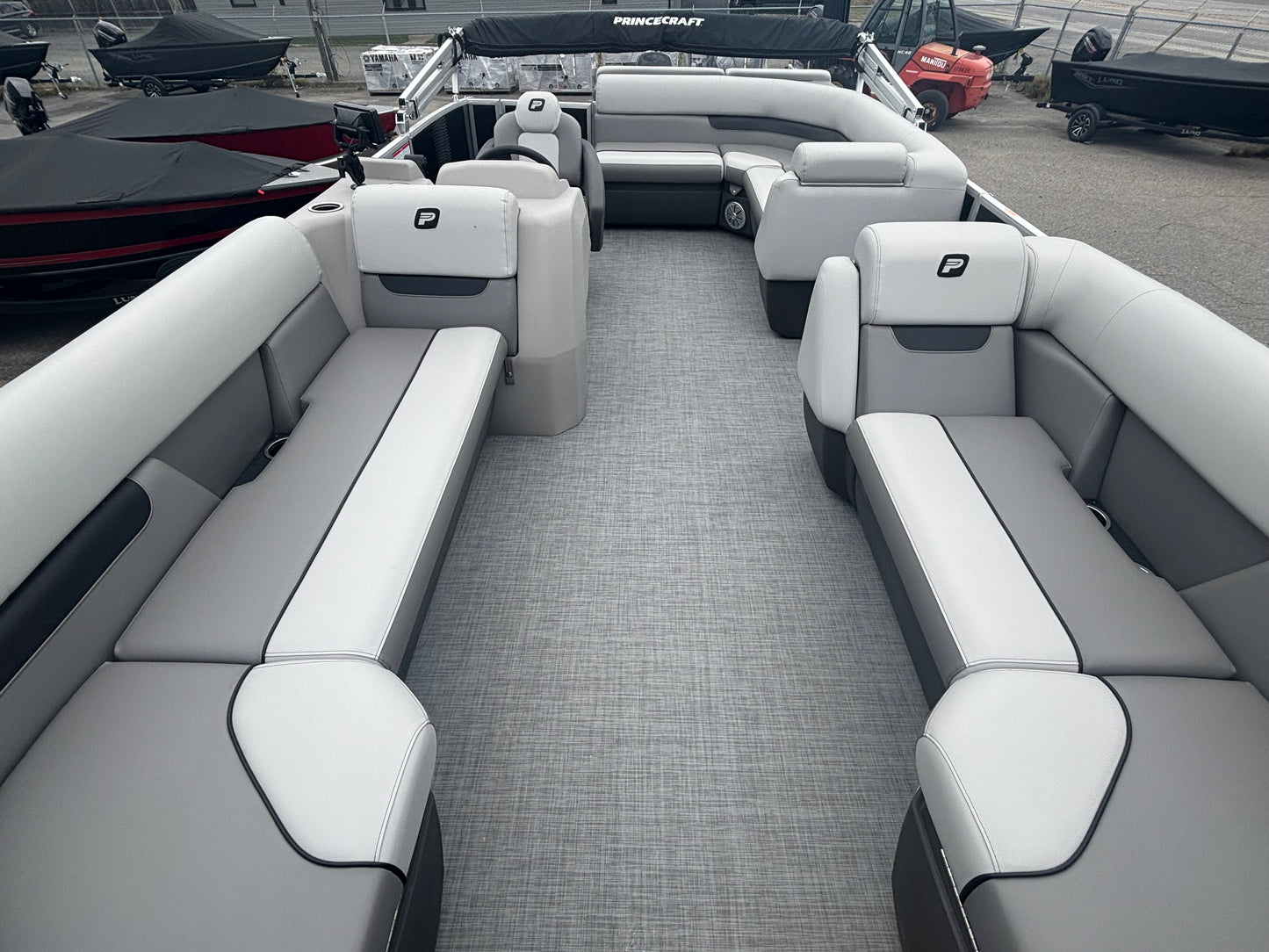 For Sale! “Used” 2025 Princecraft Vectra 21′ w/60HP & Trailer!