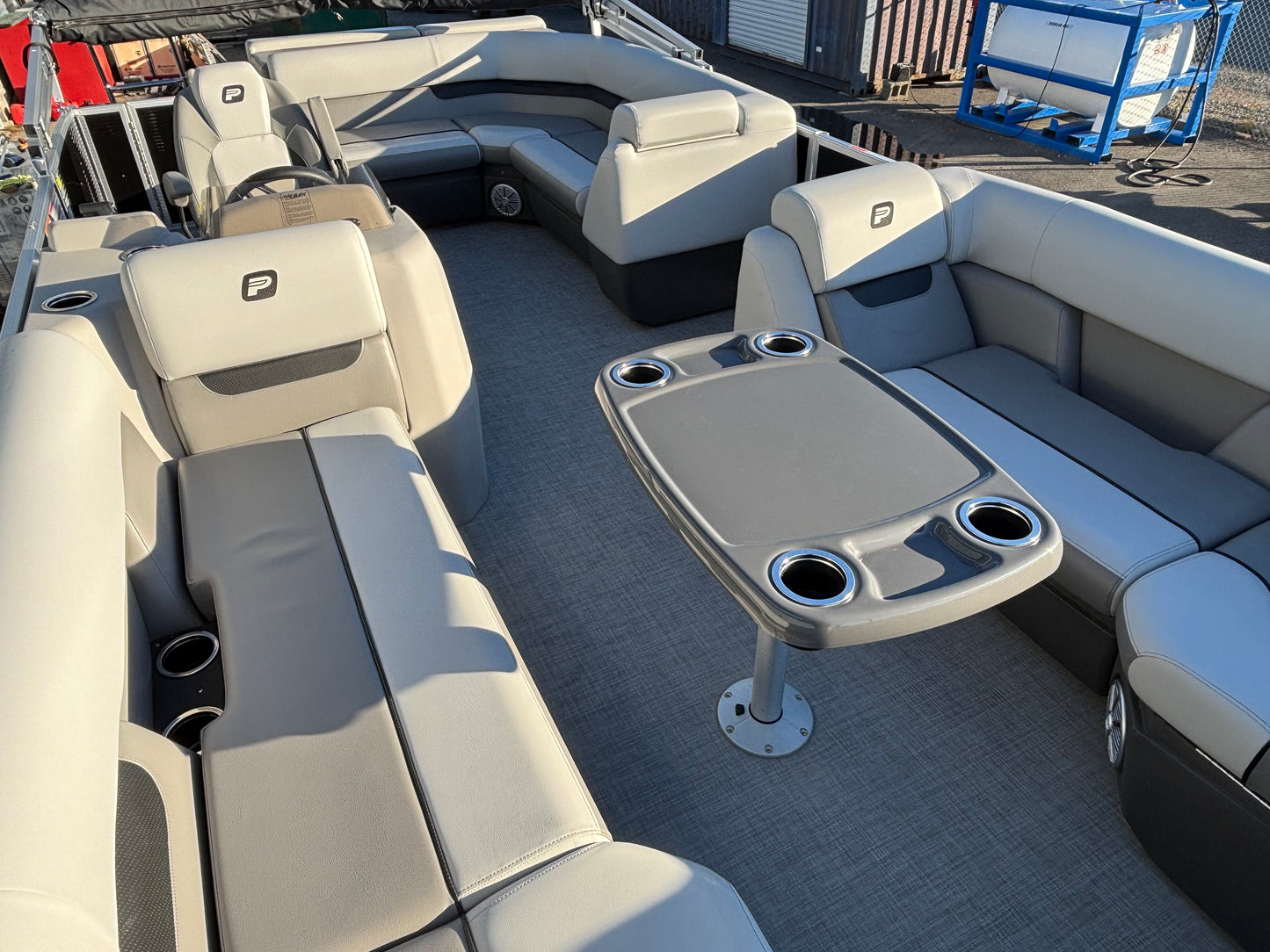 For Sale “Used One Season” 2025 Princecraft Vectra 21′ w/60HP & Trailer!