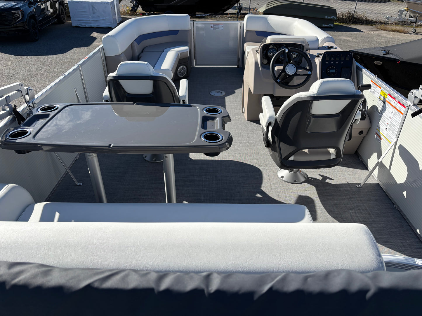 For Sale! “Used” 2024 Vectra 21RL Tri-Toon w/115 CT Pro XS & Tandem Trailer!