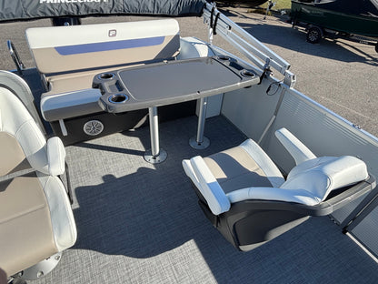 For Sale! “Used” 2024 Vectra 21RL Tri-Toon w/115 CT Pro XS & Tandem Trailer!