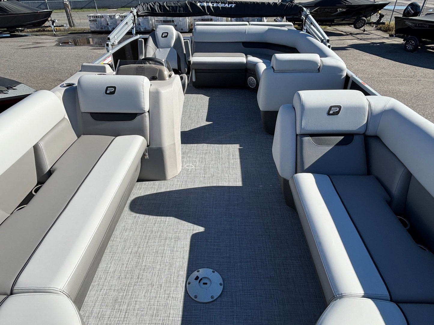 For Sale! “Used” 2025 Princecraft Vectra 21′ L w/60HP & Trailer!