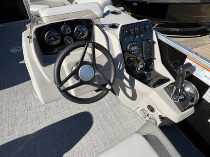 For Sale! “Used” 2025 Princecraft Vectra 21′ L w/60HP & Trailer!