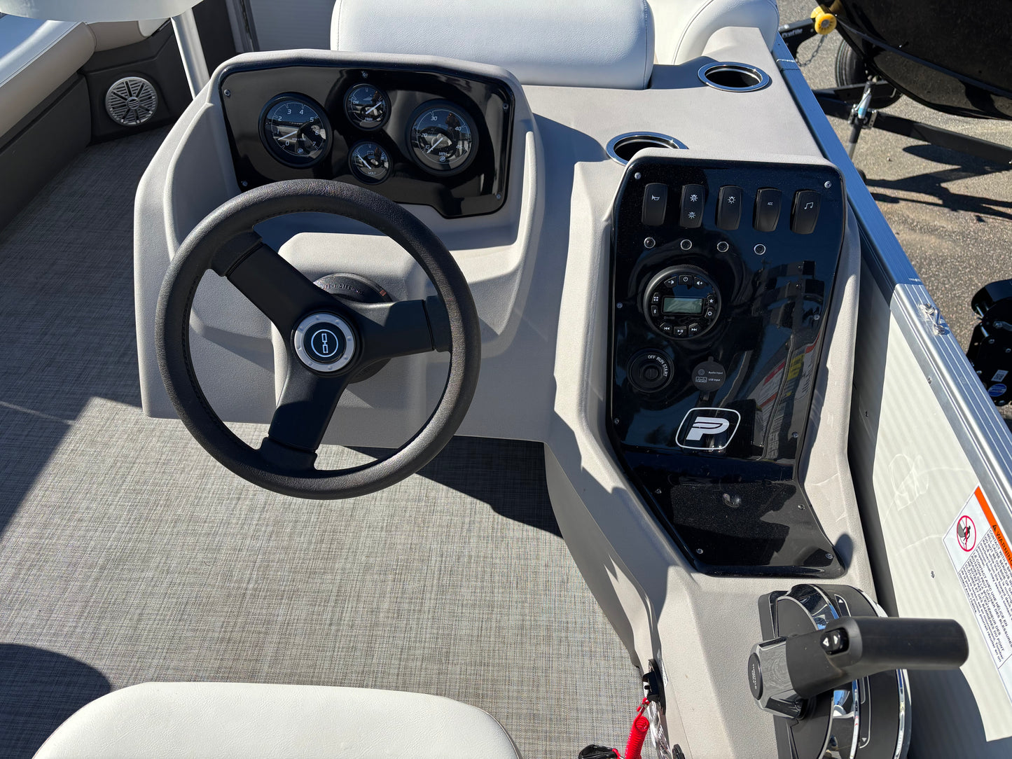 For Sale! “Used” 2025 Princecraft Vectra 19′ w/40HP & New Trailer!